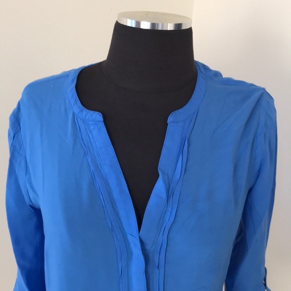 LILLY PULITZER Size S blue button down top - Picture 2 of 6